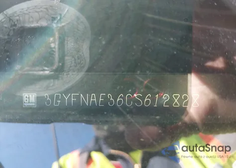 2012 Cadillac Srx Luxury Collection z USA, uszkodzony, nr VIN 3GYFNAE36CS612828